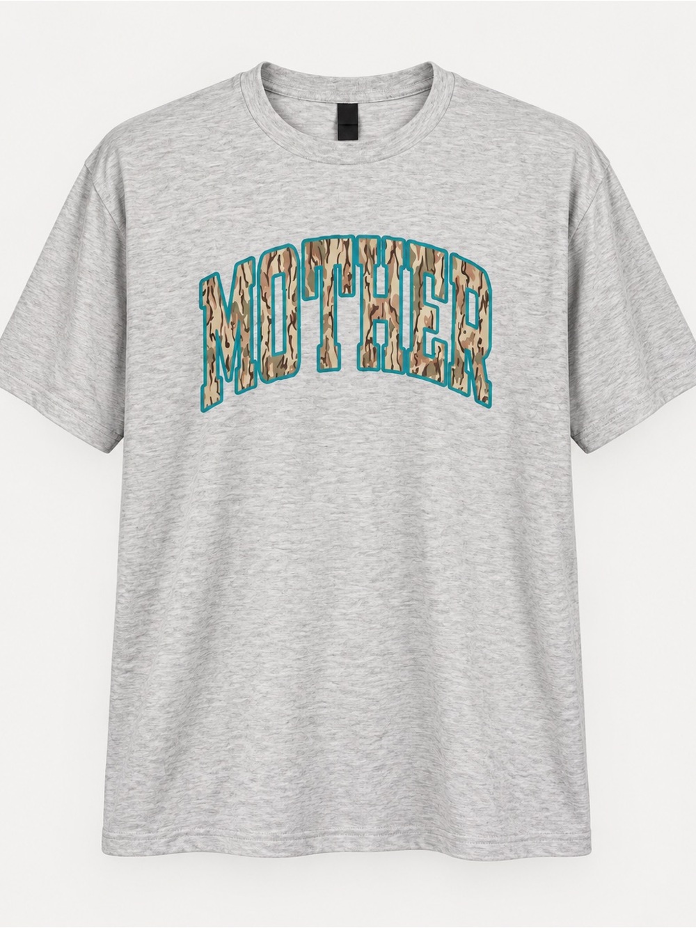 Adult XL NWOT Camo Mother Graphic Tee